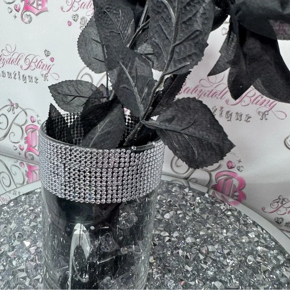 Roses vase sparkly diamond bling black roses black clear pebbles gothic bouquet